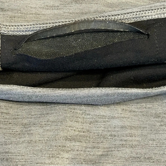 Nike Dri-Fit Leggings Womens Size Med Gray Capri Compression Workout Pan… - Picture 7 of 9